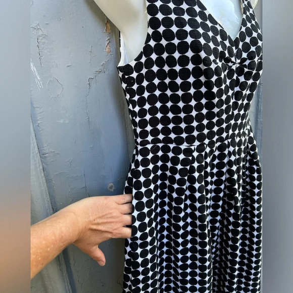 Marimekko x Banana Republic dots dress, size 6P - Picture 8 of 13